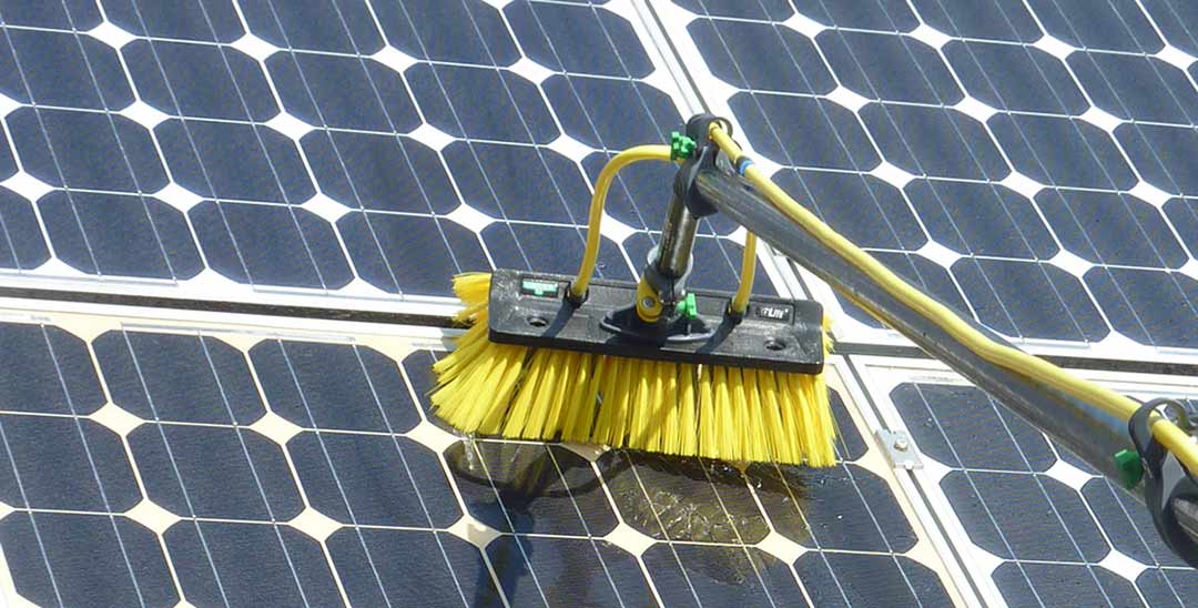 Nettoyage panneaux solaires - Unger